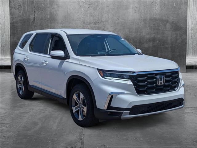 new 2025 Honda Pilot car, priced at $45,077