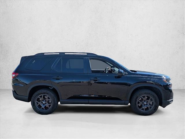 used 2025 Honda Pilot car, priced at $44,989