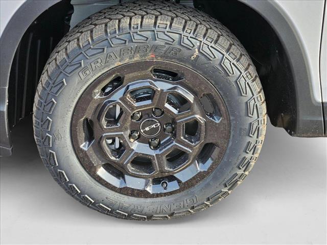 new 2025 Honda Ridgeline car, priced at $42,298