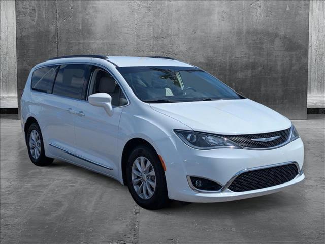 used 2017 Chrysler Pacifica car, priced at $13,777