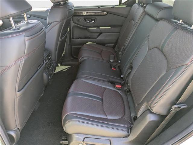 new 2025 Honda Pilot car, priced at $52,527