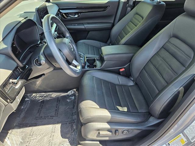 used 2025 Honda CR-V car, priced at $31,988