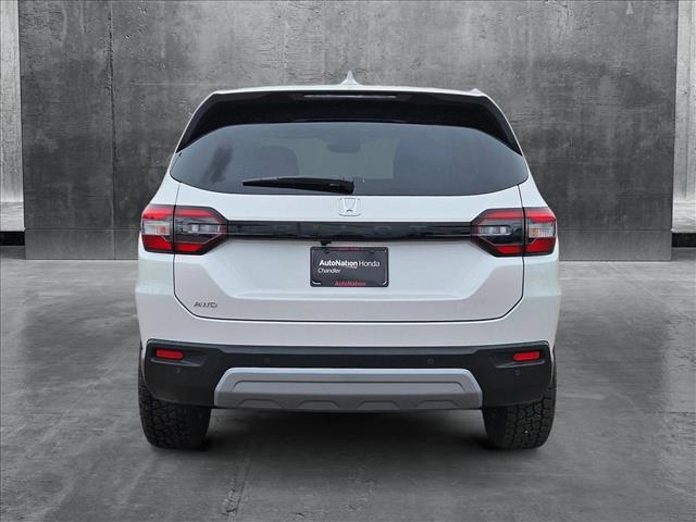 new 2025 Honda Pilot car, priced at $45,077