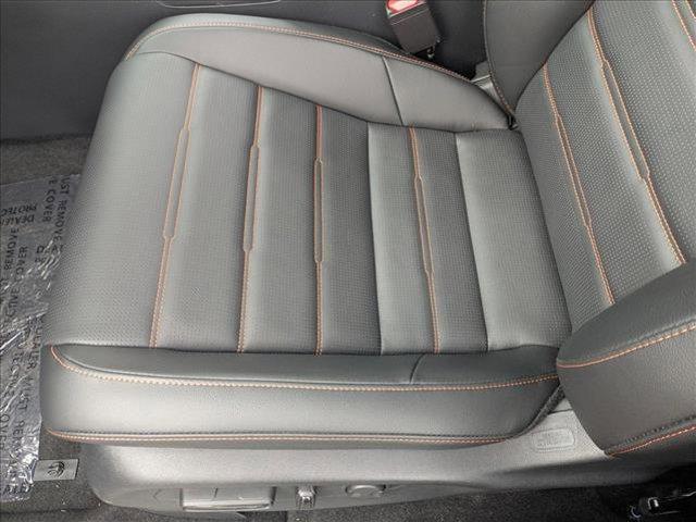 new 2025 Honda CR-V Hybrid car, priced at $38,880