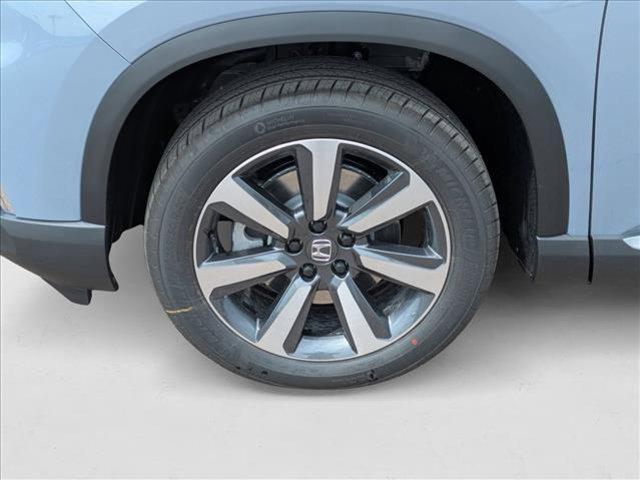 new 2025 Honda Pilot car, priced at $48,203