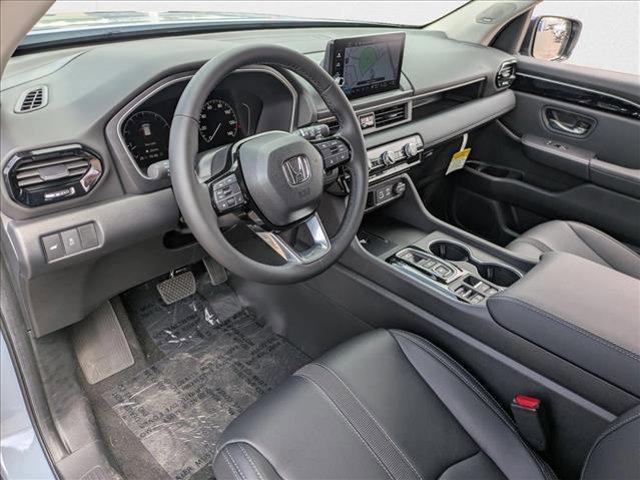 new 2025 Honda Pilot car, priced at $48,203
