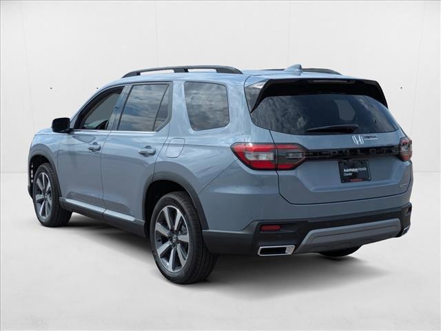 new 2025 Honda Pilot car, priced at $48,203