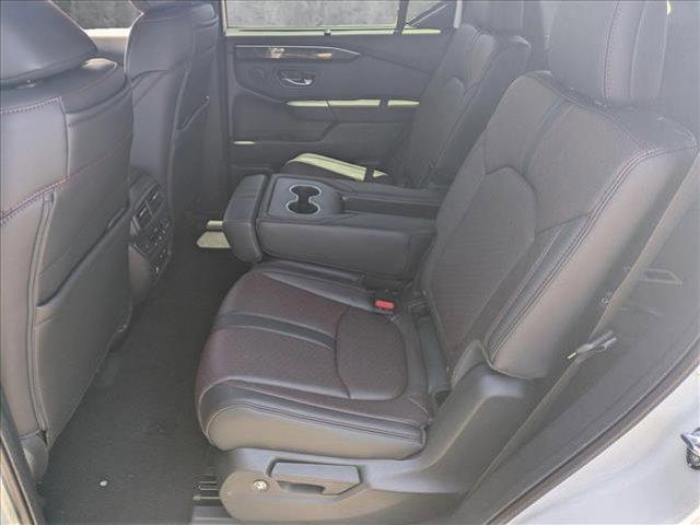 new 2025 Honda Pilot car, priced at $52,482