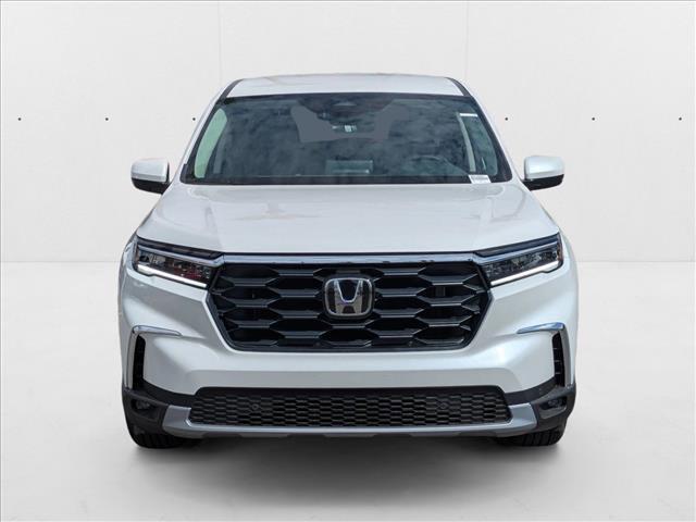 new 2025 Honda Pilot car, priced at $45,625