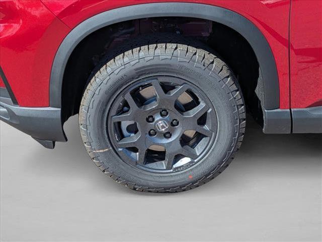 new 2025 Honda Pilot car, priced at $48,722