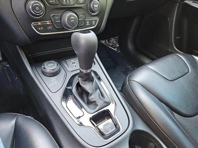 used 2020 Jeep Cherokee car, priced at $20,382