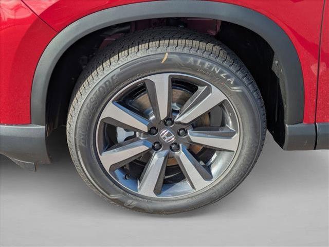 new 2025 Honda Pilot car, priced at $48,160