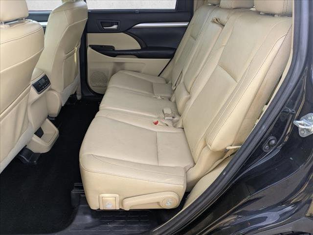 used 2015 Toyota Highlander car, priced at $13,997