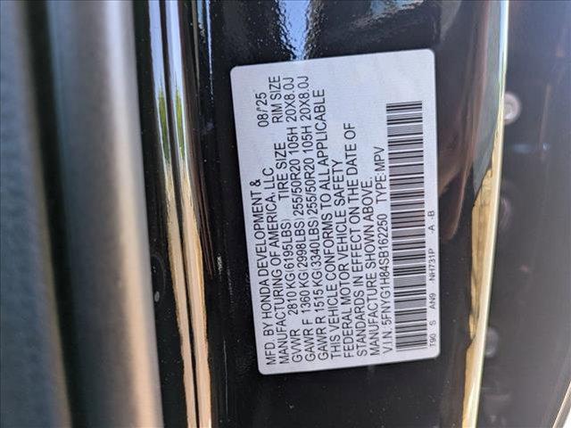 new 2025 Honda Pilot car, priced at $51,257