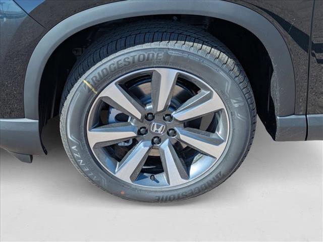 new 2025 Honda Pilot car, priced at $51,257