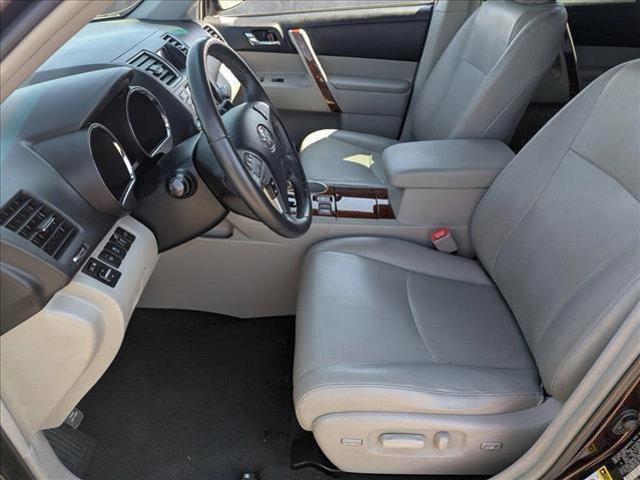 used 2012 Toyota Highlander car, priced at $13,449