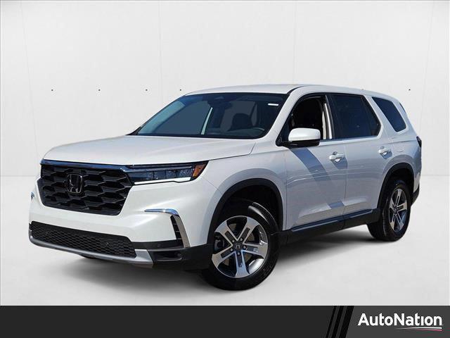 new 2025 Honda Pilot car, priced at $45,077