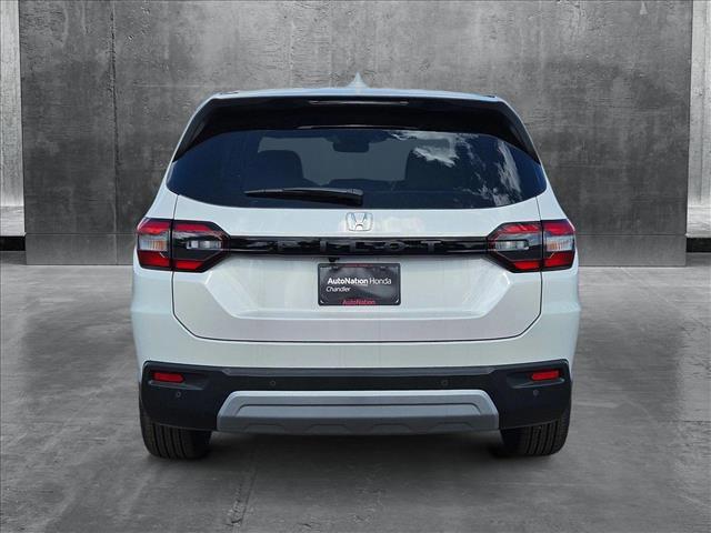 new 2025 Honda Pilot car, priced at $47,605