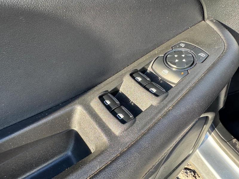 used 2023 Ford Edge car, priced at $25,995