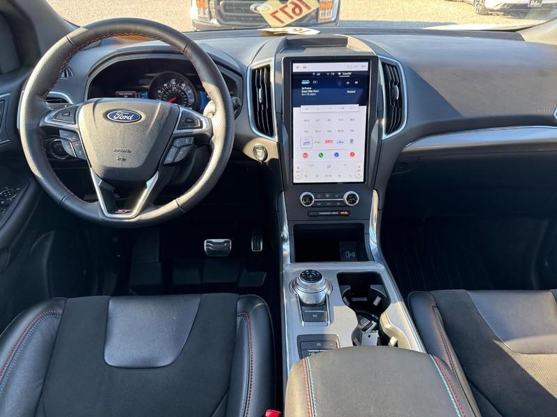 used 2024 Ford Edge car, priced at $39,995