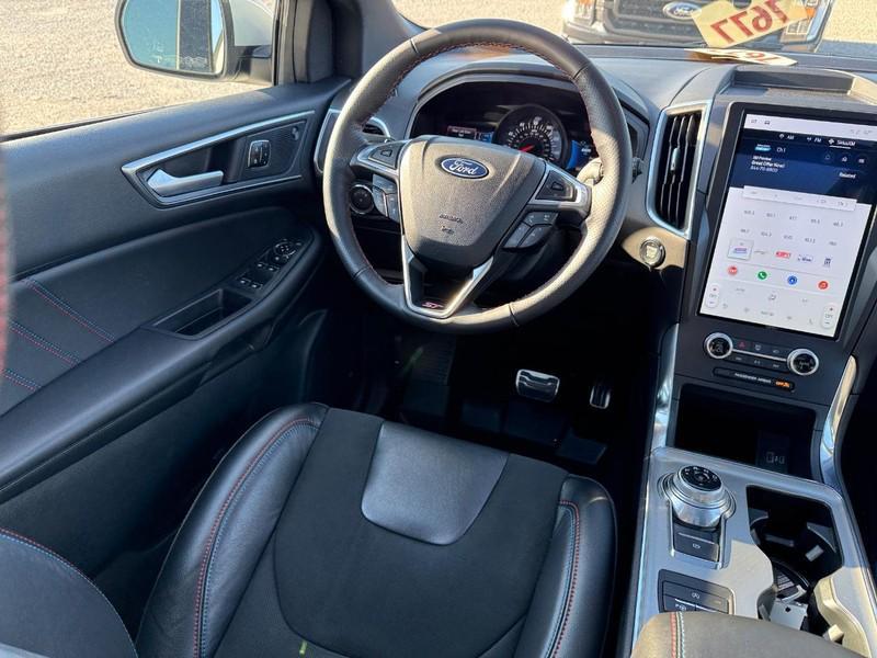 used 2024 Ford Edge car, priced at $39,995