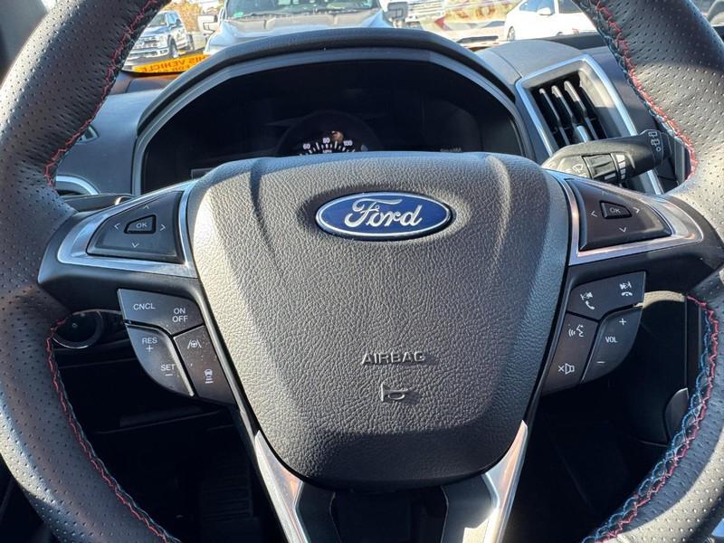 used 2024 Ford Edge car, priced at $39,995