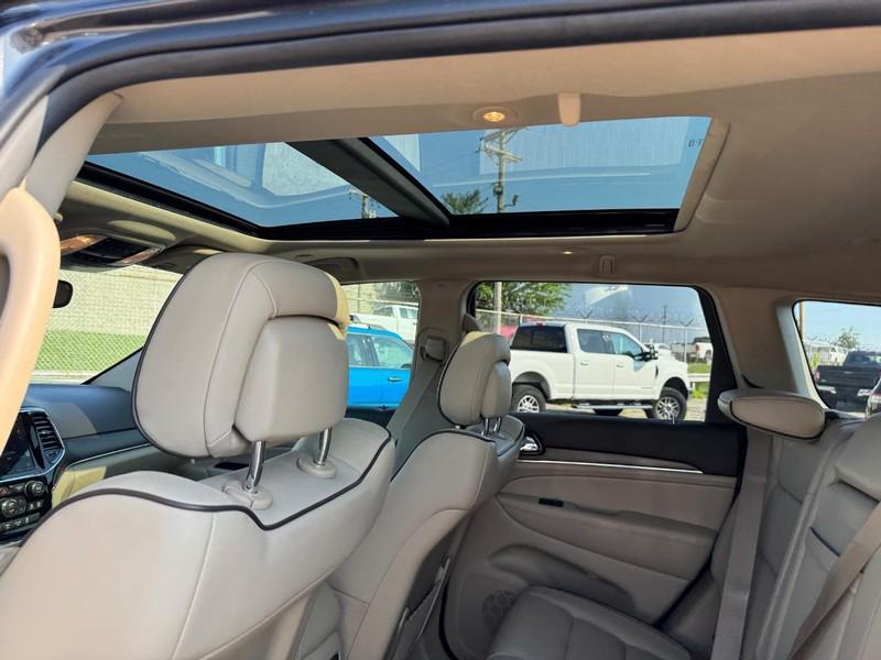 used 2020 Jeep Grand Cherokee car, priced at $27,995