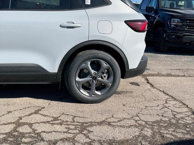 new 2025 Ford Escape car, priced at $30,304