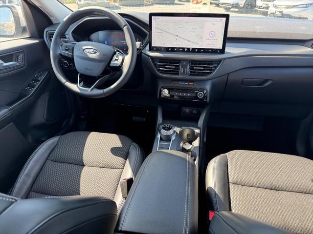 used 2024 Ford Escape PHEV car