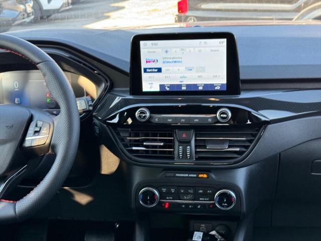 new 2025 Ford Escape car, priced at $29,370