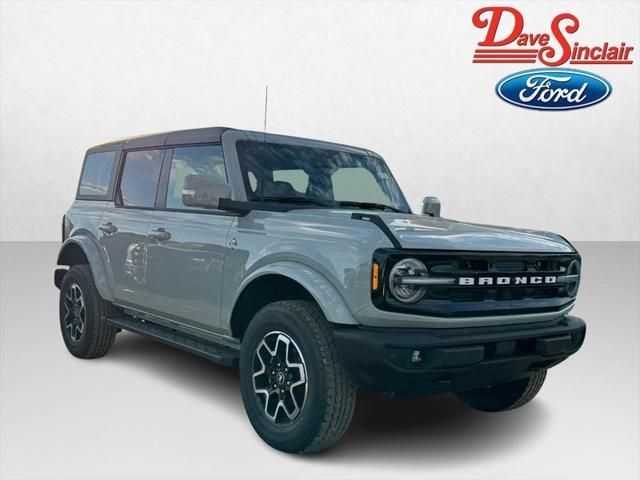 new 2024 Ford Bronco car, priced at $45,477