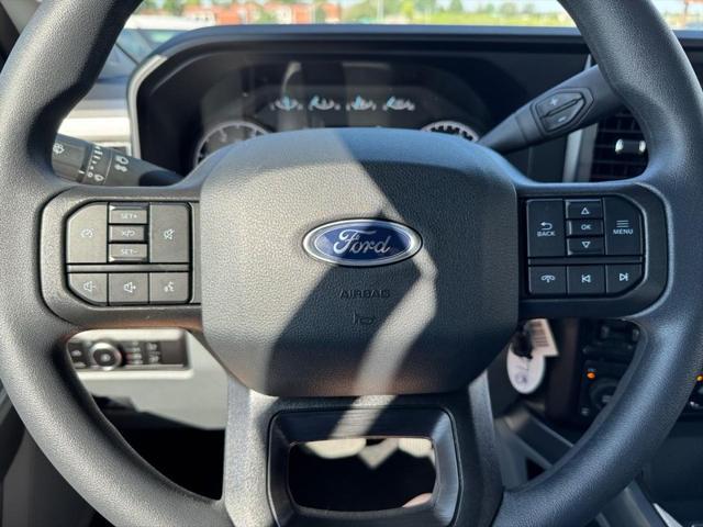 new 2025 Ford F-250 car, priced at $64,800