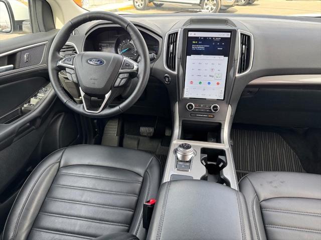 used 2024 Ford Edge car, priced at $29,999