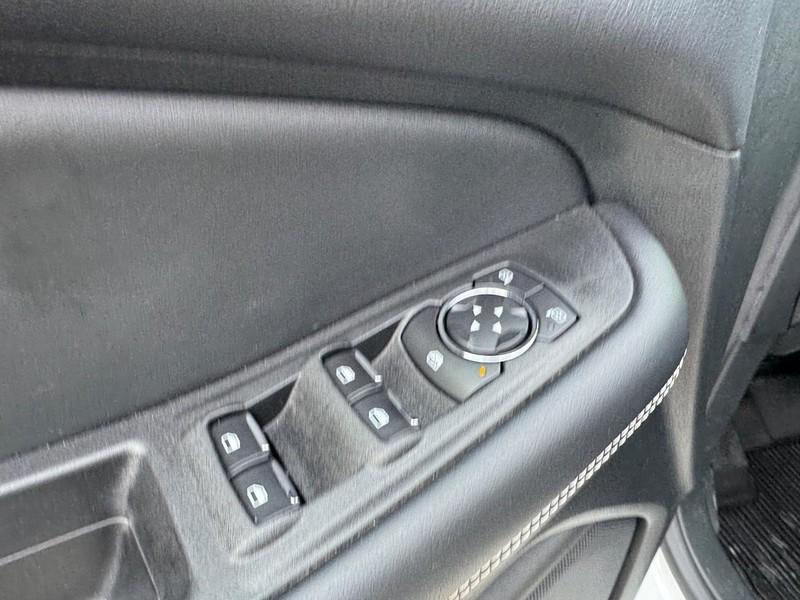 used 2022 Ford Edge car, priced at $32,995