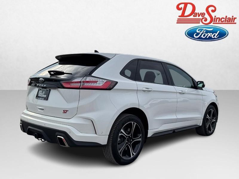 used 2022 Ford Edge car, priced at $32,995