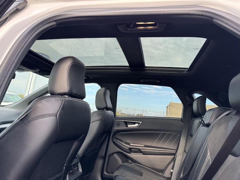 used 2022 Ford Edge car, priced at $32,995