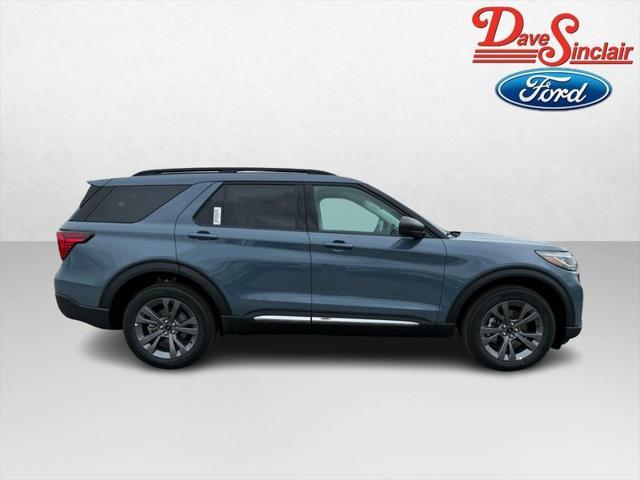 new 2025 Ford Explorer car, priced at $45,501