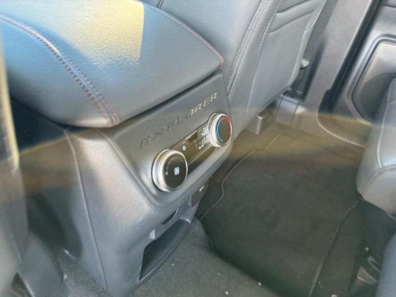 new 2025 Ford Explorer car, priced at $42,654
