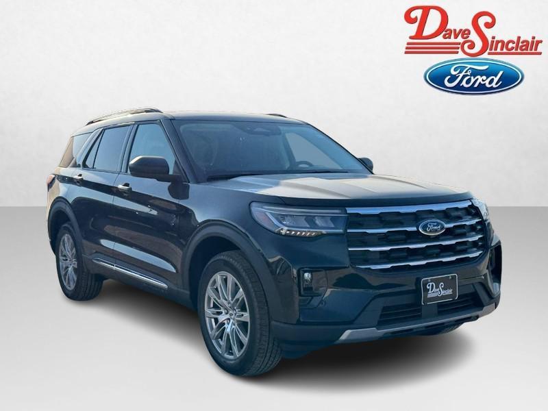 new 2025 Ford Explorer car, priced at $42,654
