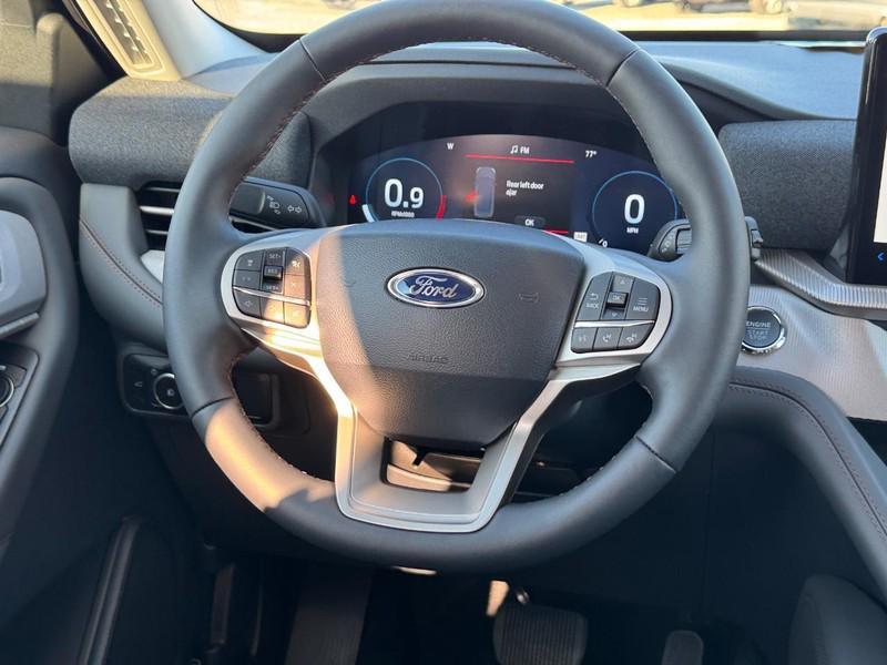 new 2025 Ford Explorer car, priced at $42,654