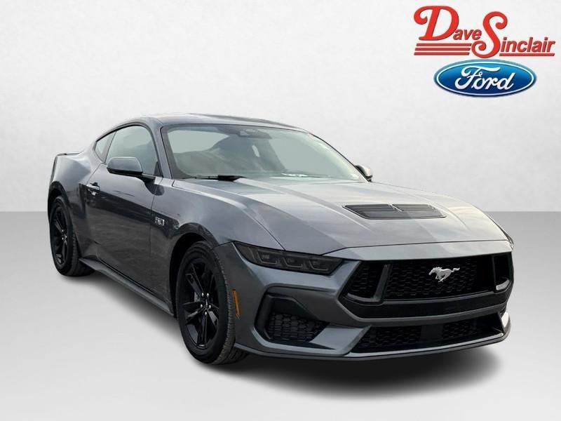 used 2025 Ford Mustang car, priced at $41,995