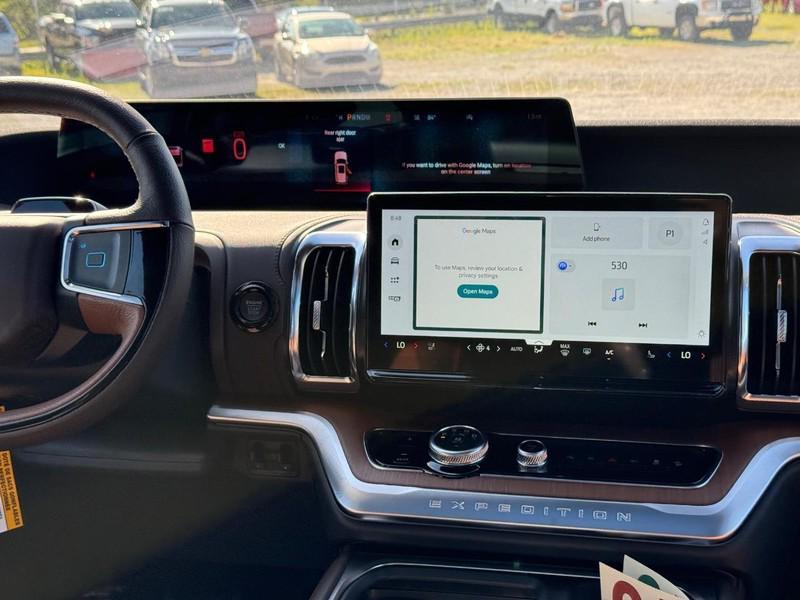new 2025 Ford Expedition Max car, priced at $84,943