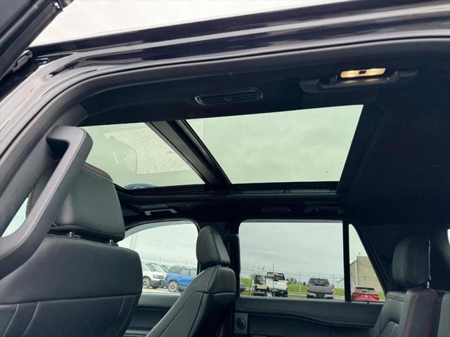 used 2023 Ford Expedition car