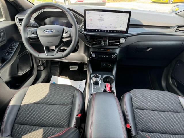 used 2023 Ford Escape car, priced at $25,252