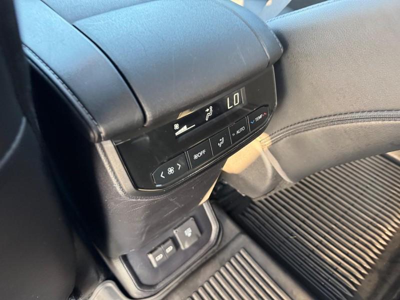 used 2023 Toyota Highlander car, priced at $40,333