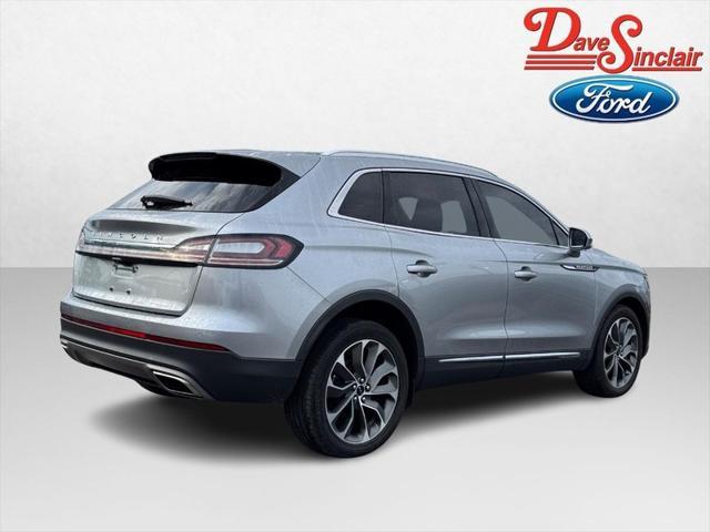 used 2022 Lincoln Nautilus car, priced at $33,333