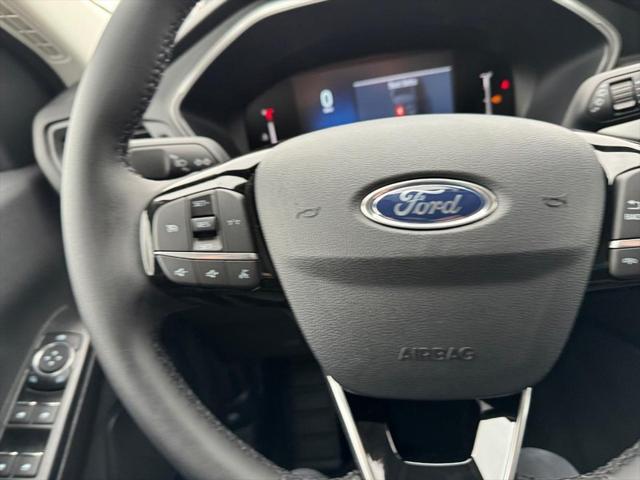 new 2025 Ford Escape car, priced at $29,315