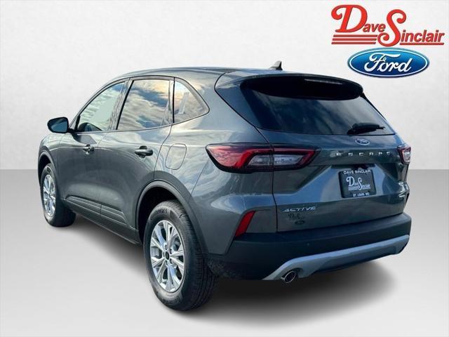 new 2025 Ford Escape car, priced at $30,118