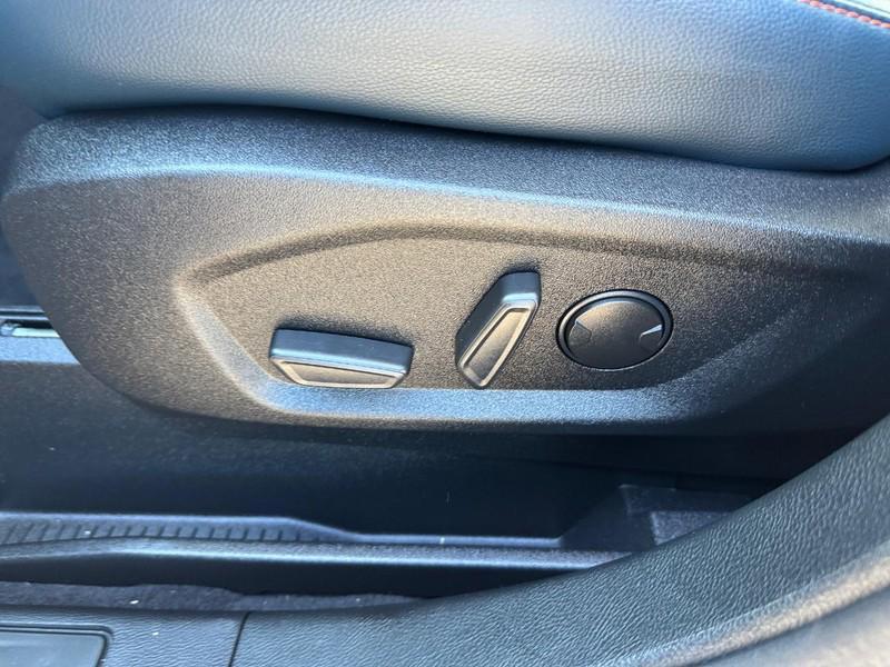 used 2024 Ford Edge car, priced at $29,995