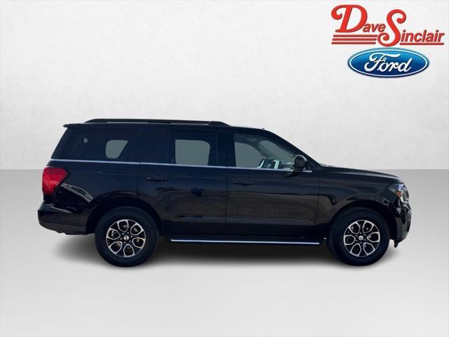 used 2022 Ford Expedition car, priced at $43,995